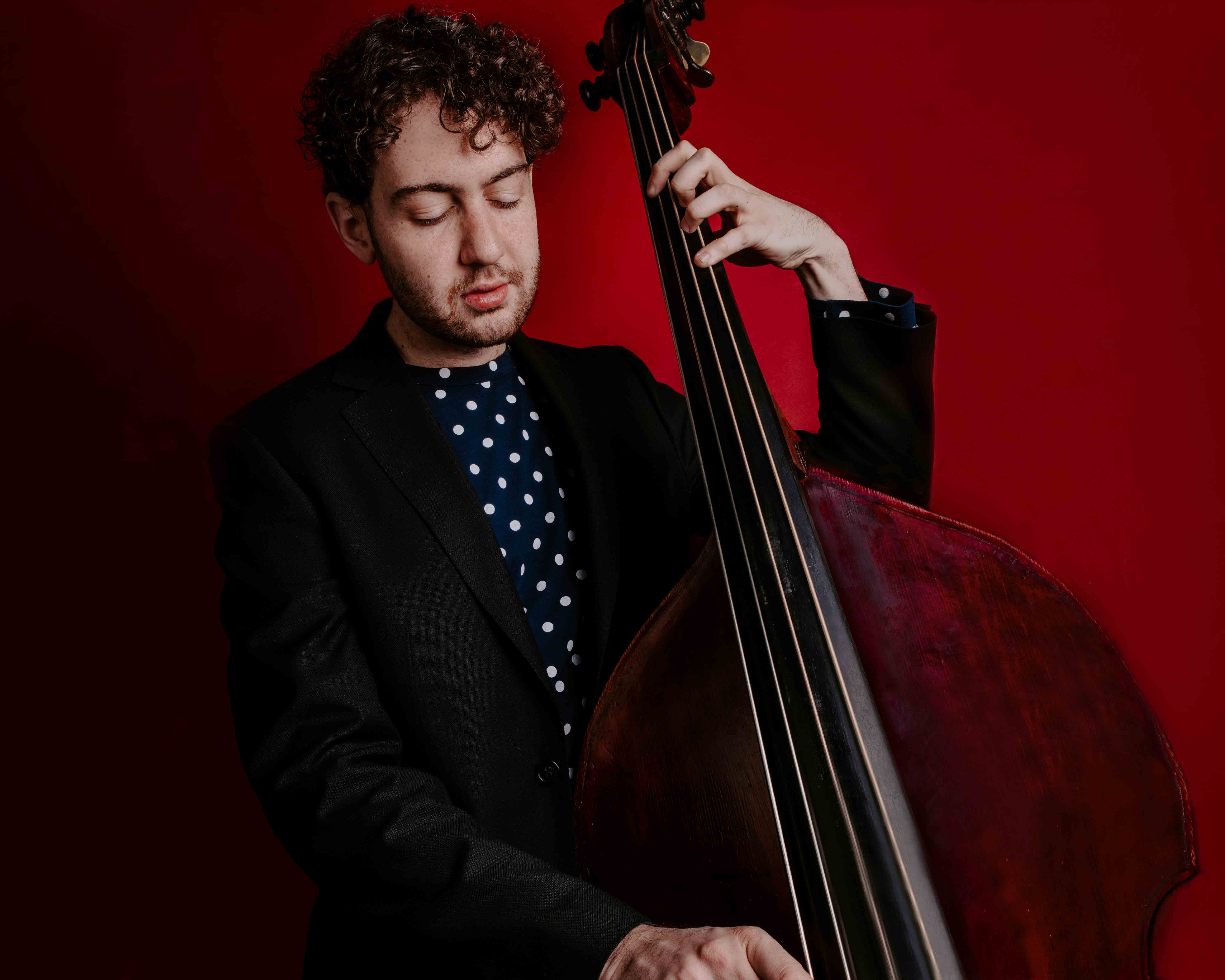 Cole Davis | Bass.